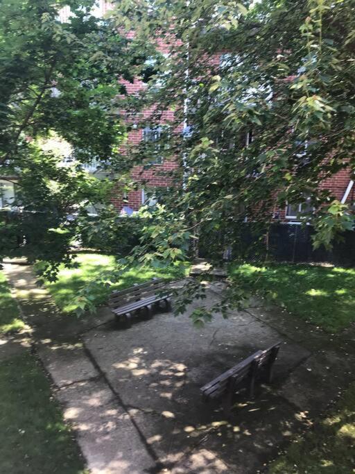 Brooklyn Luxury Spring Retreat With Private Outdoor Space 뉴욕 외부 사진