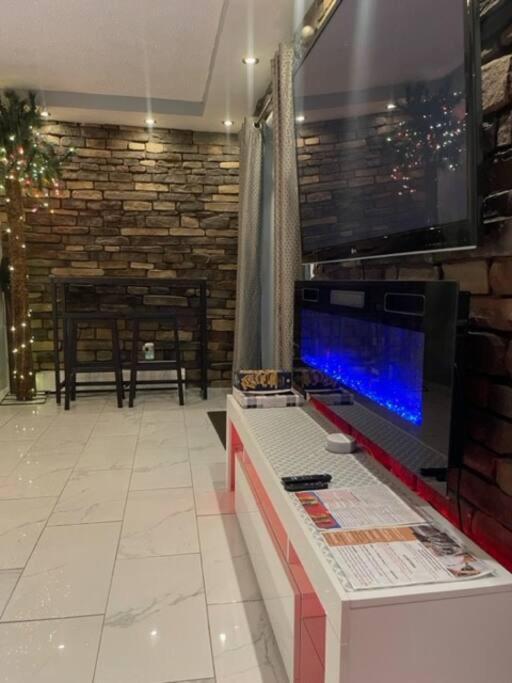 Brooklyn Luxury Spring Retreat With Private Outdoor Space 뉴욕 외부 사진